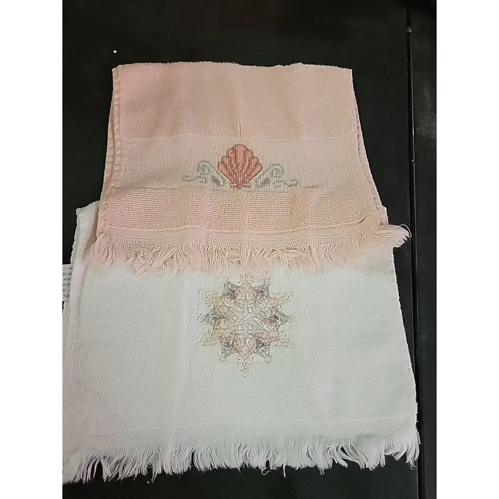 Vintage 80s 90s Ruffle Handle Towels Pink W Shells White W Snowflake